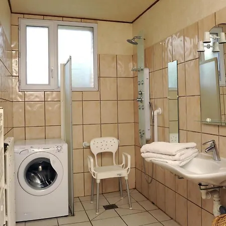 Entre Seine Et Canal *