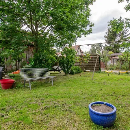 Entre Seine Et Canal